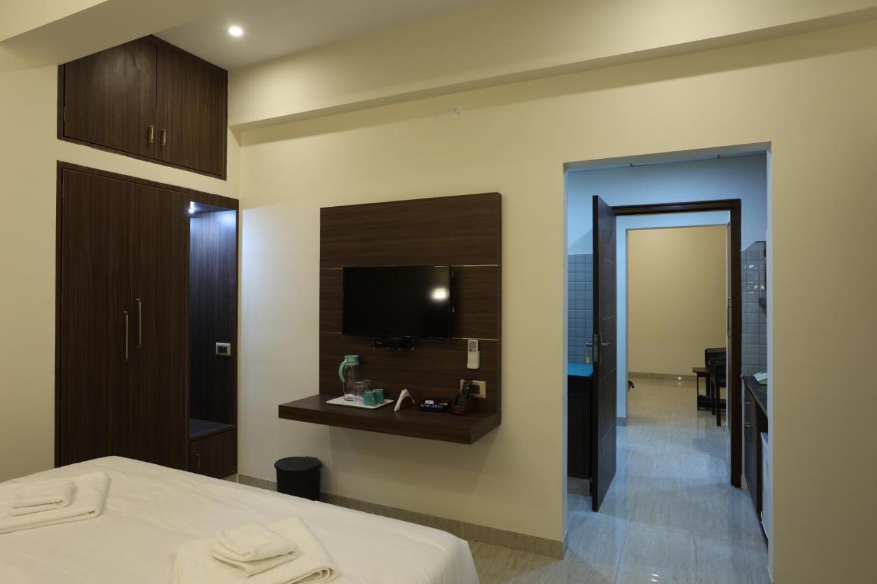 Minas Manor Hotell Tiruchirappalli Exteriör bild