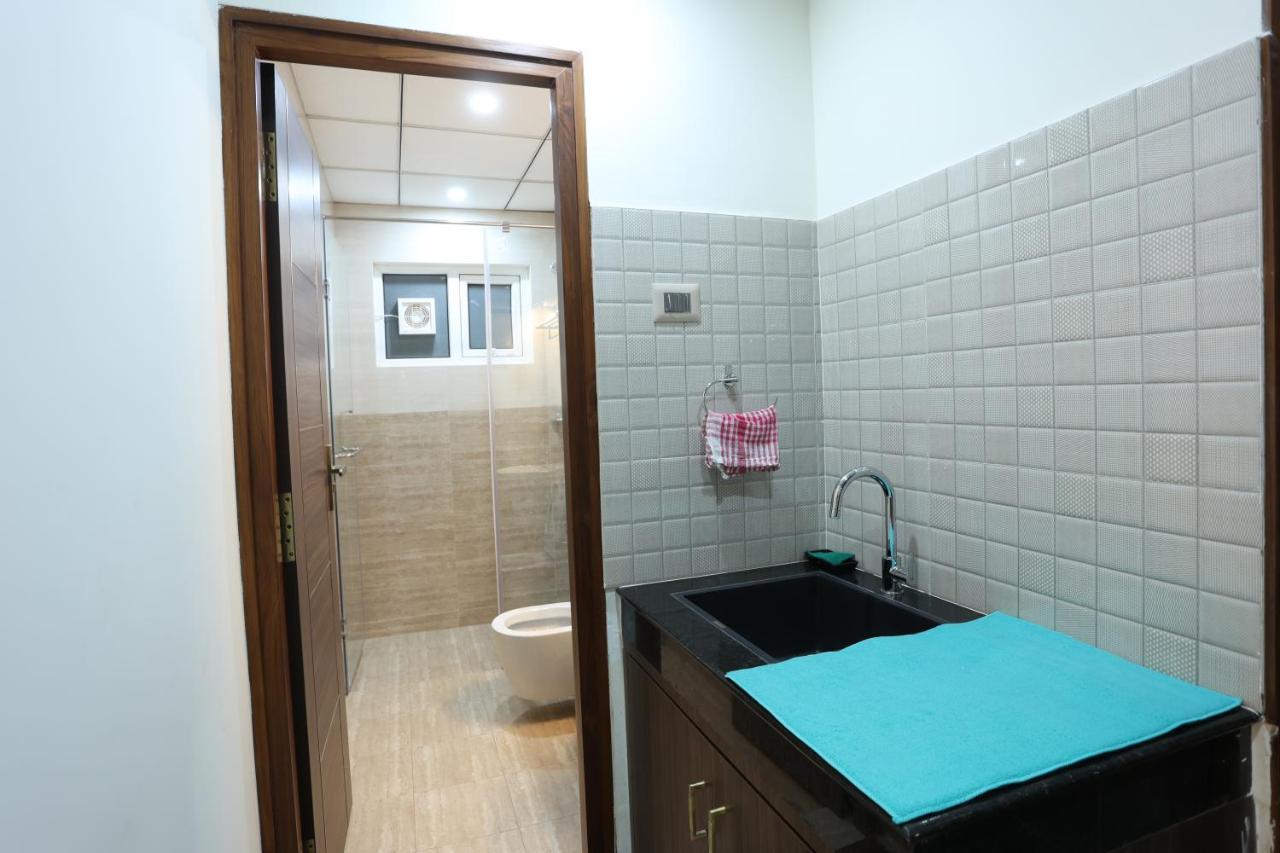 Minas Manor Hotell Tiruchirappalli Exteriör bild