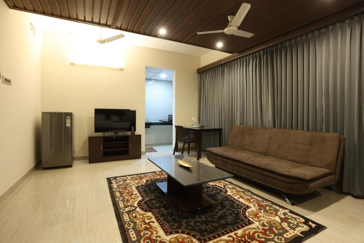 Minas Manor Hotell Tiruchirappalli Exteriör bild