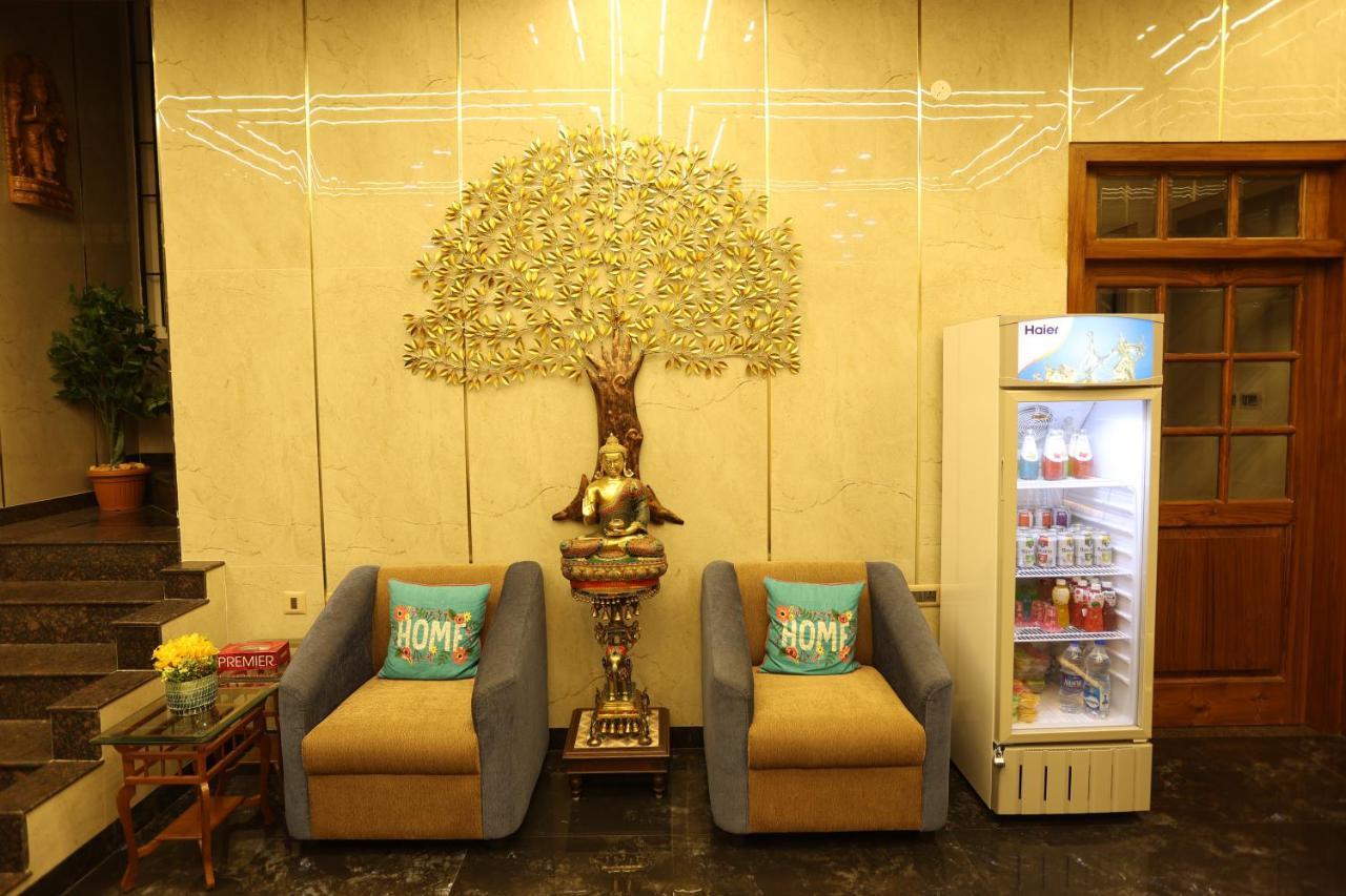 Minas Manor Hotell Tiruchirappalli Exteriör bild